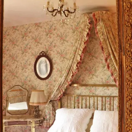 élégant Manoir Avec Jardin Et Cheminée, à - Fr-1-497-180 Casa vacanze *