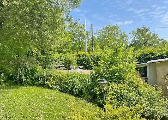 Charmante Maison Avec Jardin Clos A - Fr-1-497-180 Vakantiehuis *