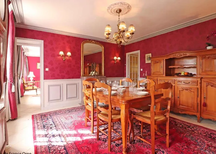 Vakantiehuis Charmante Maison Avec Jardin Clos A - Fr-1-497-180 Saint-Pierre-des-Loges